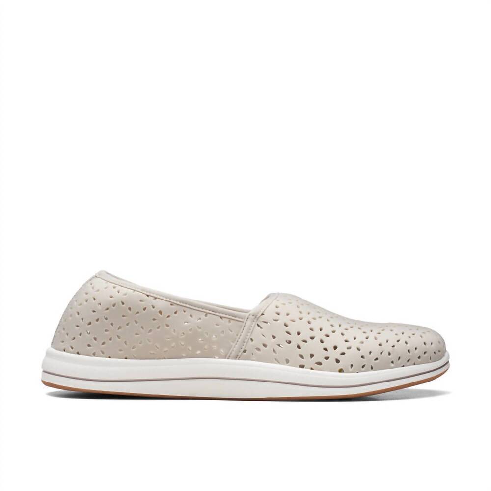 NEW CLARKS women's emily casual shoes in light taupe